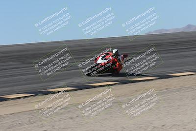 media/Oct-13-2025-Moto Forza (Mon) [[a66d839500]]/3-B Group/Session 2 (Bowl)/